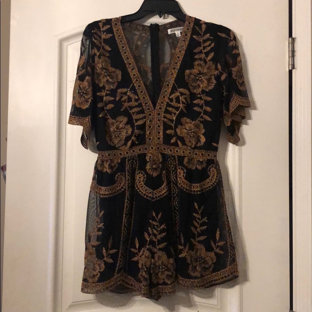✨Wild Flower Romper black✨